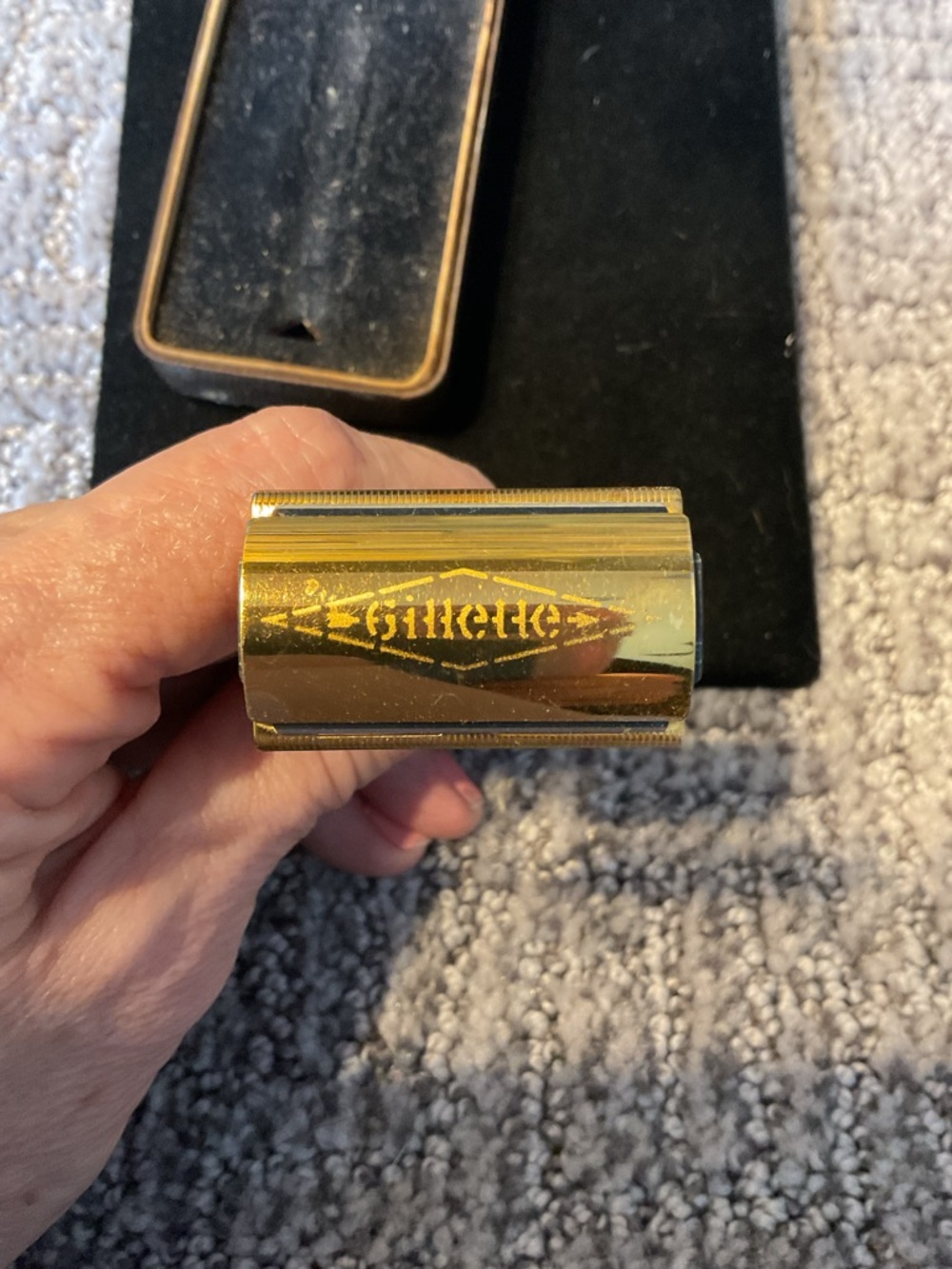 Gold Vintage GILLETTE Razor - Picture 2 of 5